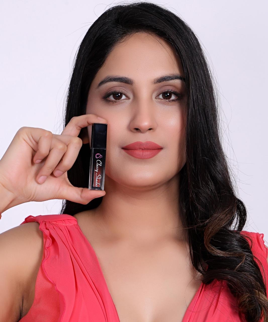 Classy Shades lipstick campaign, photo 1